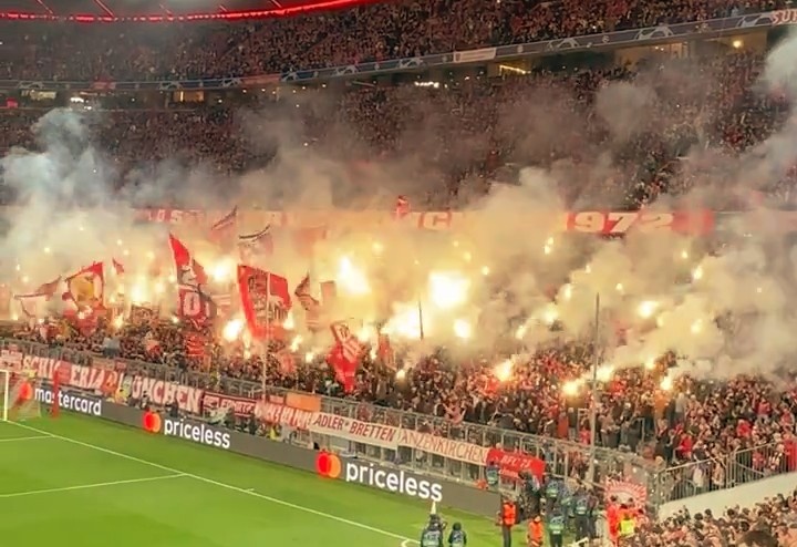 因球迷在多場(chǎng)比賽違規(guī)燃放煙火，拜仁被德國足協(xié)罰款超過10萬歐