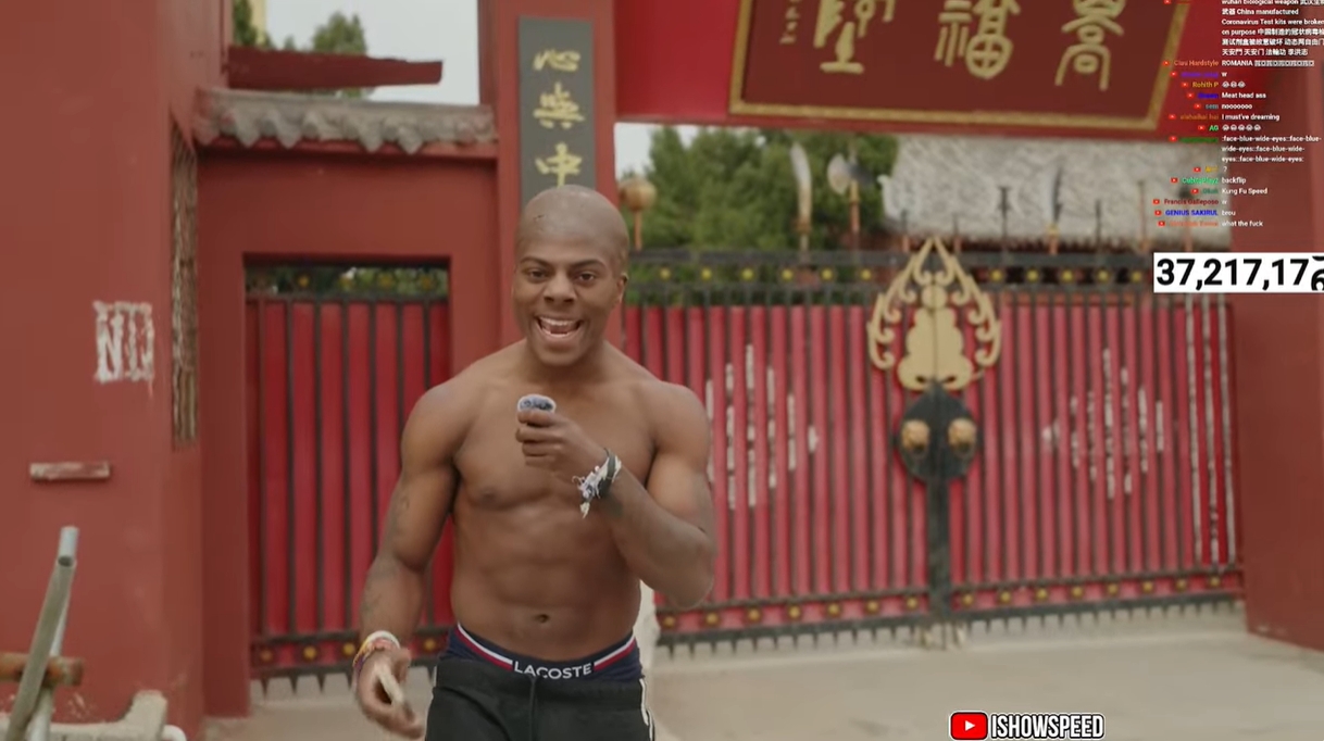 光頭造型！Speed中國行來到鄭州少林寺，上香拜佛學(xué)功夫