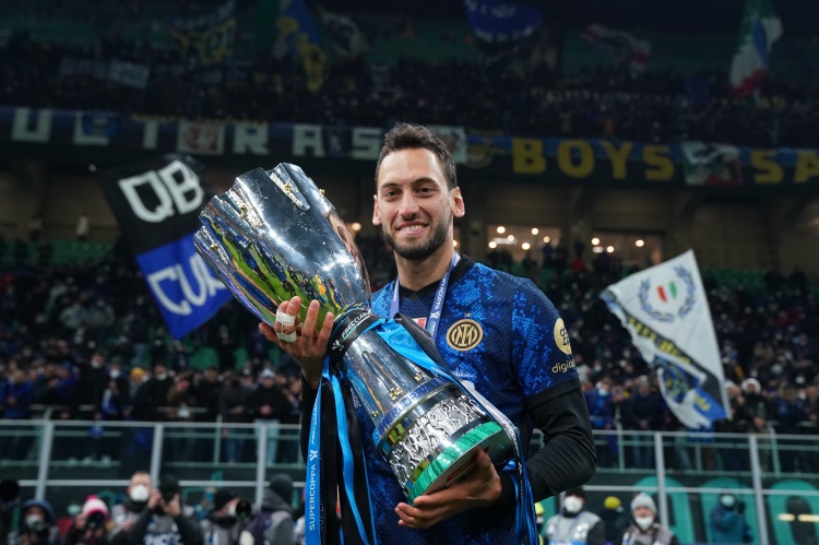 恰爾汗奧盧：我們已經(jīng)在意大利贏得了一切，現(xiàn)在的目標(biāo)是歐冠冠軍