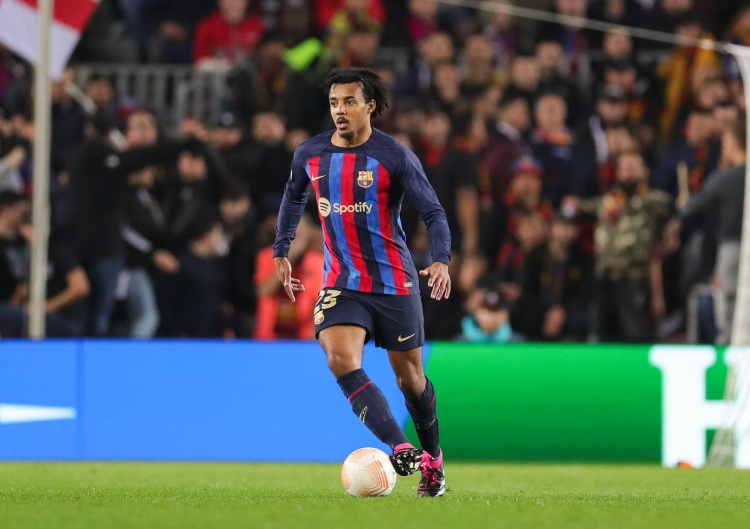 馬卡報(bào)：除孔德和瓊阿梅尼，邁尼昂也參與到兩人的國(guó)王聯(lián)賽球隊(duì)中