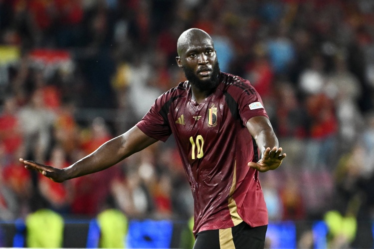 導(dǎo)演逆轉(zhuǎn)！盧卡庫兩回合進3球&本場比賽雙響