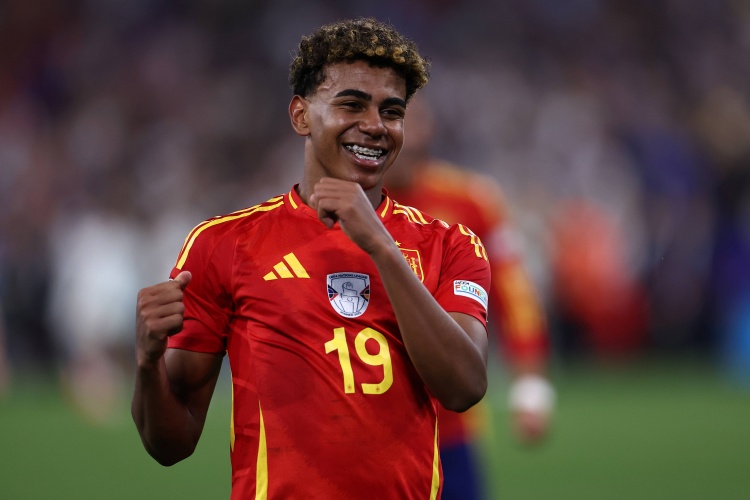 17歲258天！亞馬爾成為歐國聯(lián)歷史最年輕進(jìn)球者