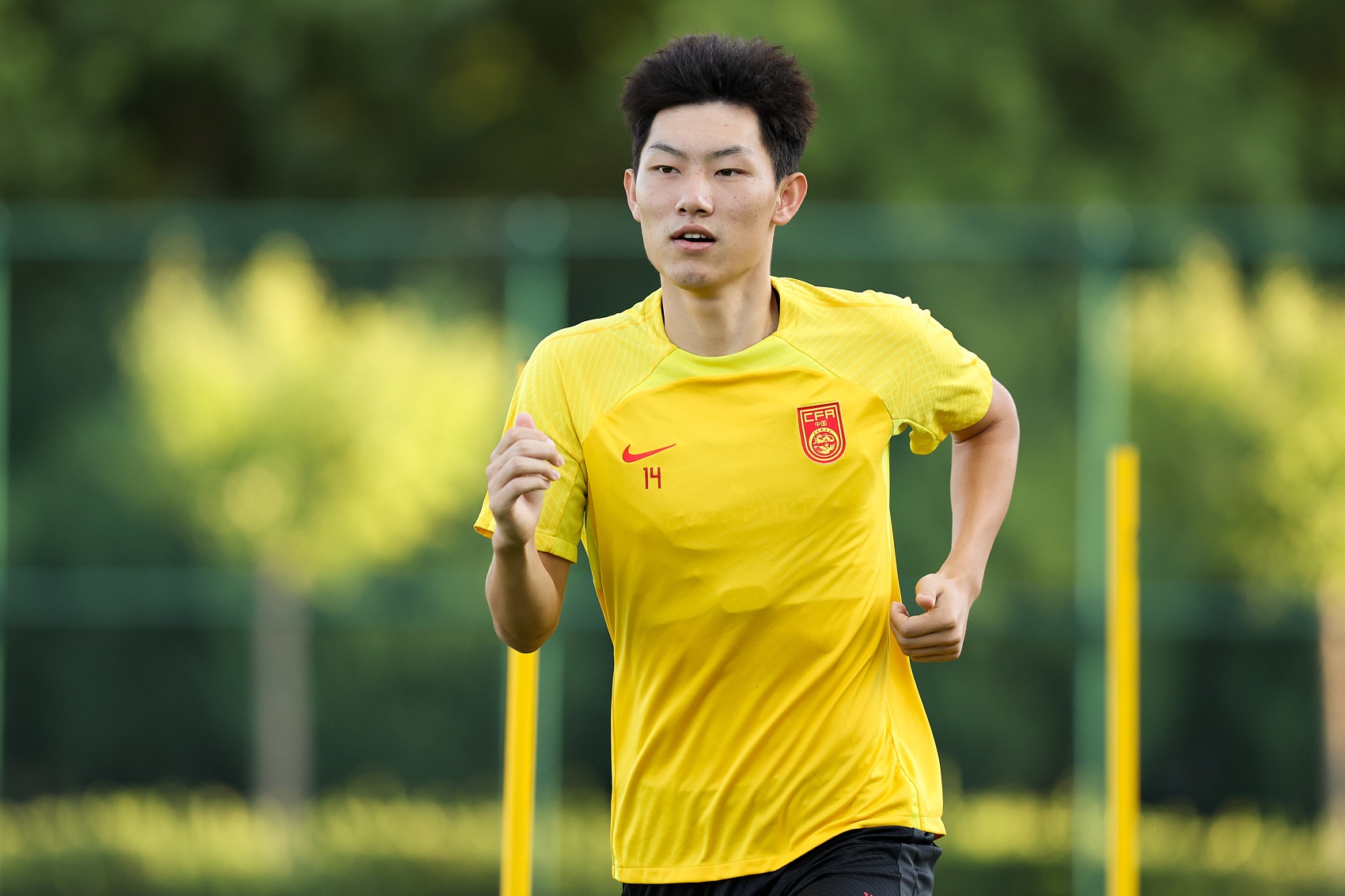 魯媒：泰山隊(duì)抵達(dá)梅州五外援齊整，四名國(guó)腳可出戰(zhàn)史松宸隨隊(duì)