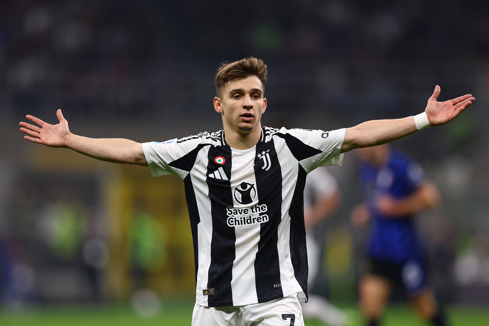 意媒：尤文能夠以3000萬歐簽下小孔塞桑，但投資實用性將受到質(zhì)疑