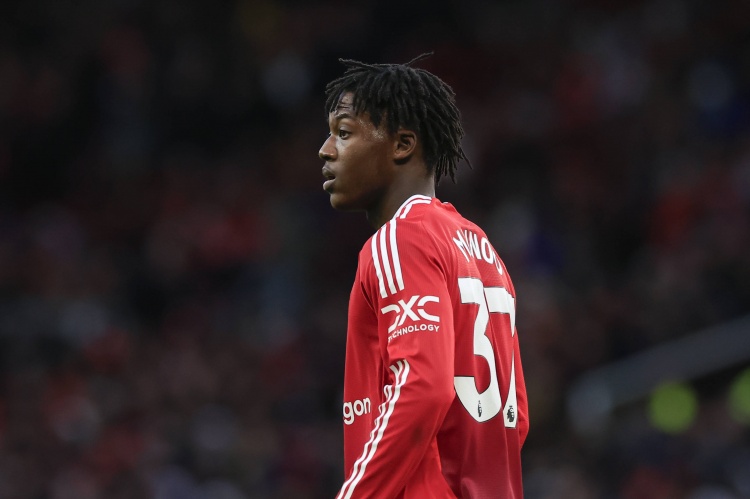 曼晚：梅努夏天可能離開(kāi)曼聯(lián)，球隊(duì)可能為這名中場(chǎng)標(biāo)價(jià)7000萬(wàn)鎊