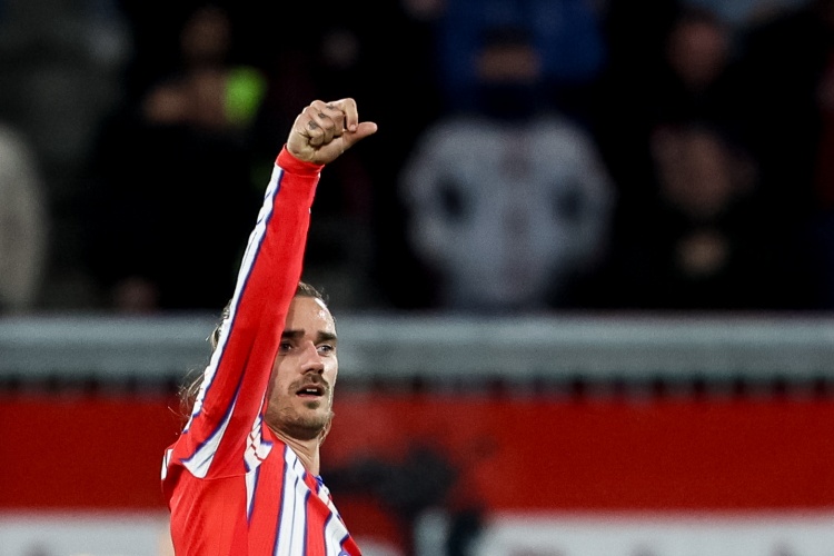 記者：格列茲曼想留在馬競，但他將決定留給俱樂部&不想成為負(fù)累