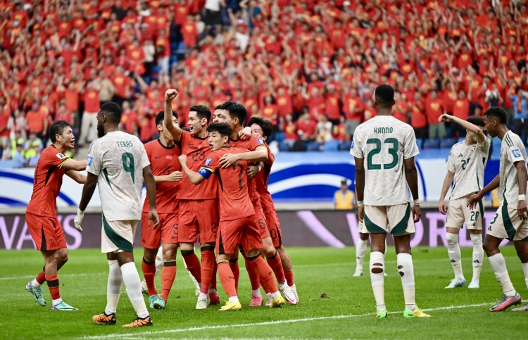 足球報(bào)：國(guó)足若打好18強(qiáng)賽進(jìn)附加賽，殺進(jìn)世界杯的機(jī)會(huì)依然不小